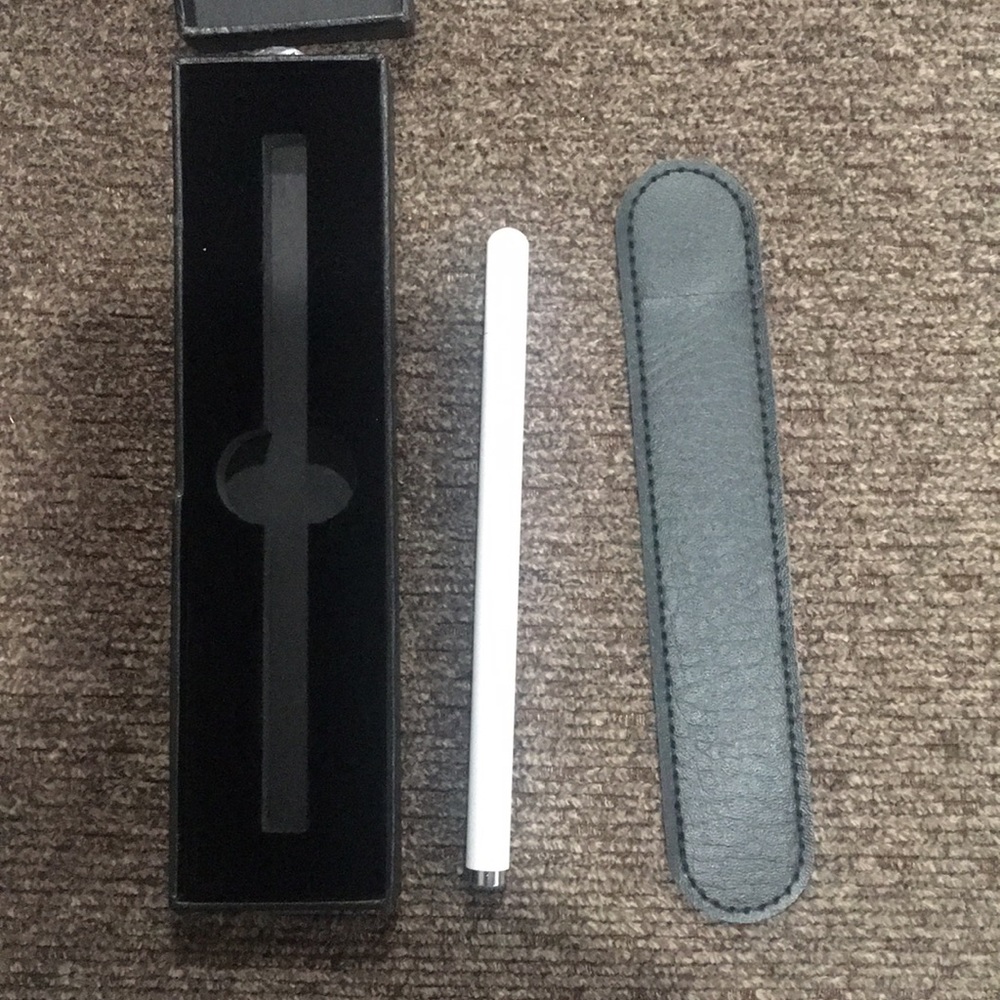 New In Box Stylus Pen for IPad/other touch screens